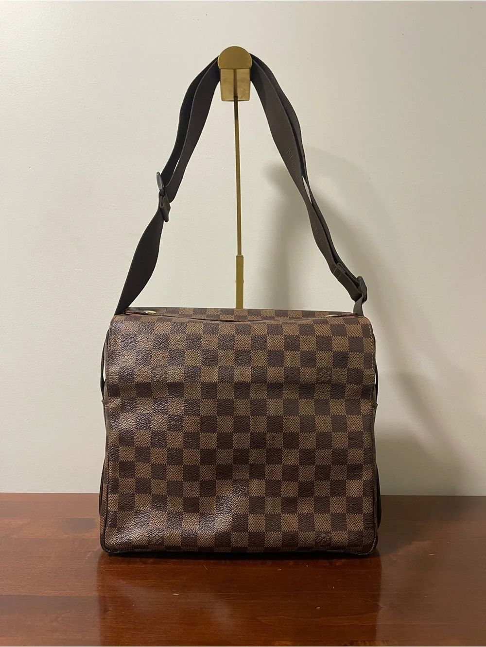 46-26 Preloved Louis Vuitton Naviglio Crossbody Messenger Damiee Ebene